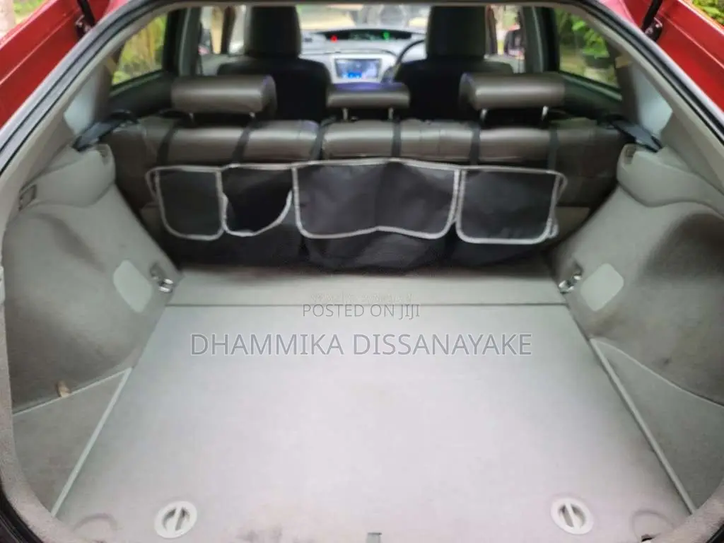 Toyota Prius 2012 Car (Used)