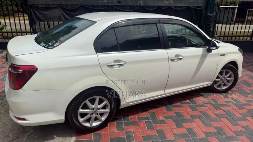 Toyota Axio G 2016 Car (Used)