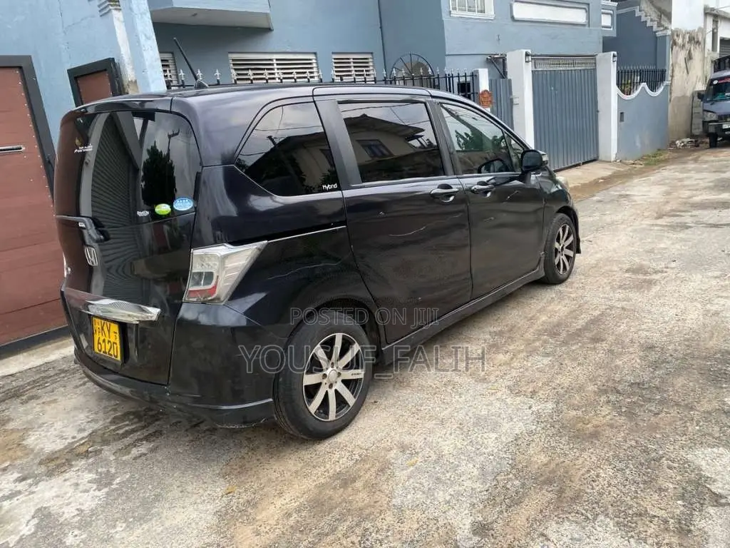 Honda Freed 2013 Car (Used)