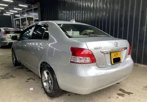 Toyota Belta G Grade 2007 Car (Used)