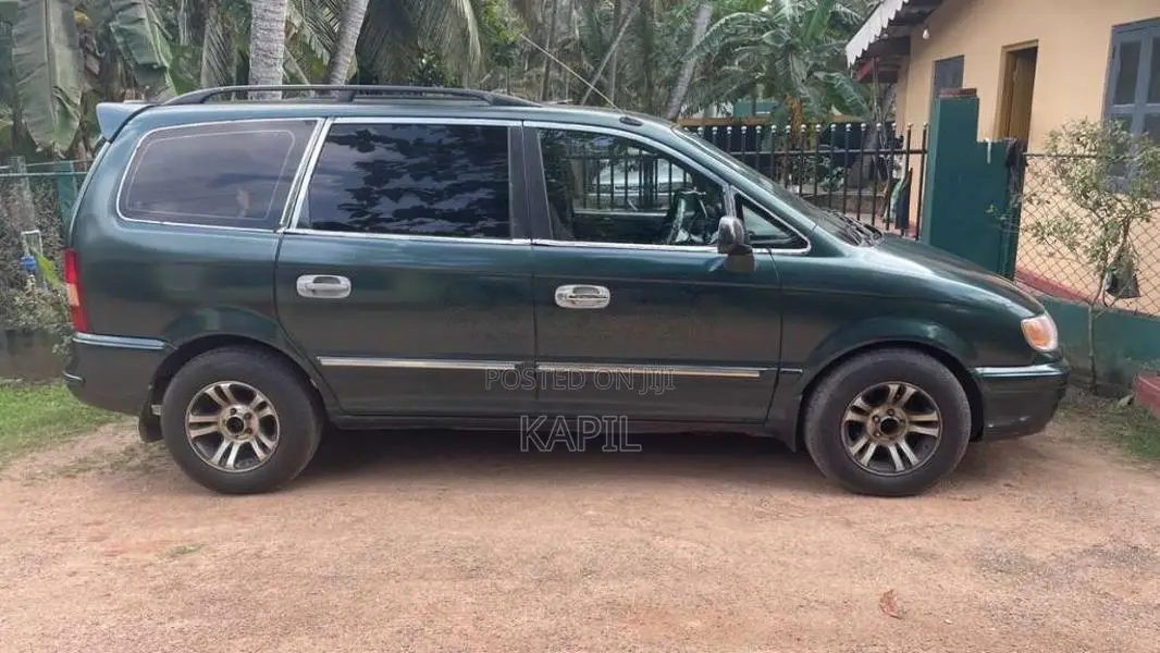 Hyundai Trajet GLS 2000 Car (Used)