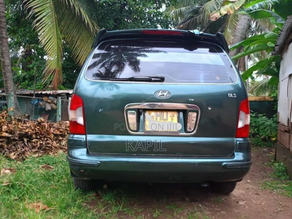 Hyundai Trajet GLS 2000 Car (Used)