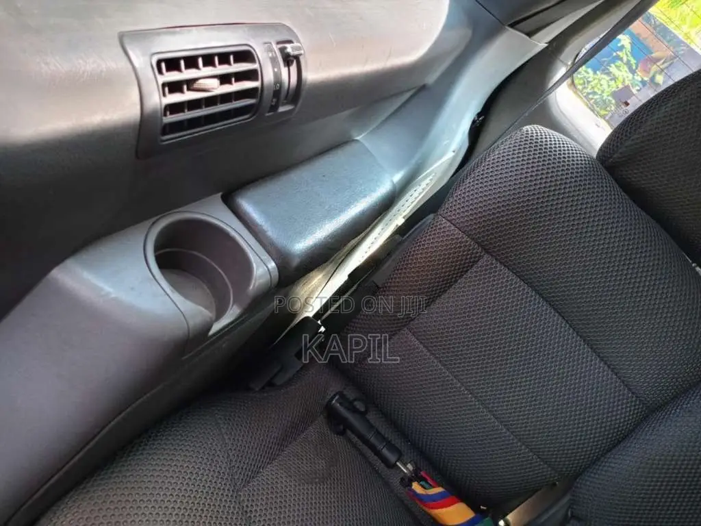 Hyundai Trajet GLS 2000 Car (Used)