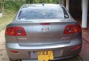 Mazda Axela 2003 Car (Used)