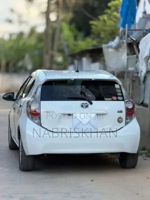 Toyota Aqua 2013 Car (Used)