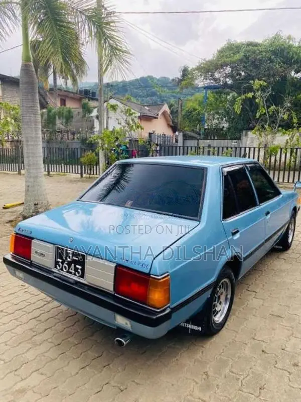 Mitsubishi Lancer Box 1980 Car (Used)