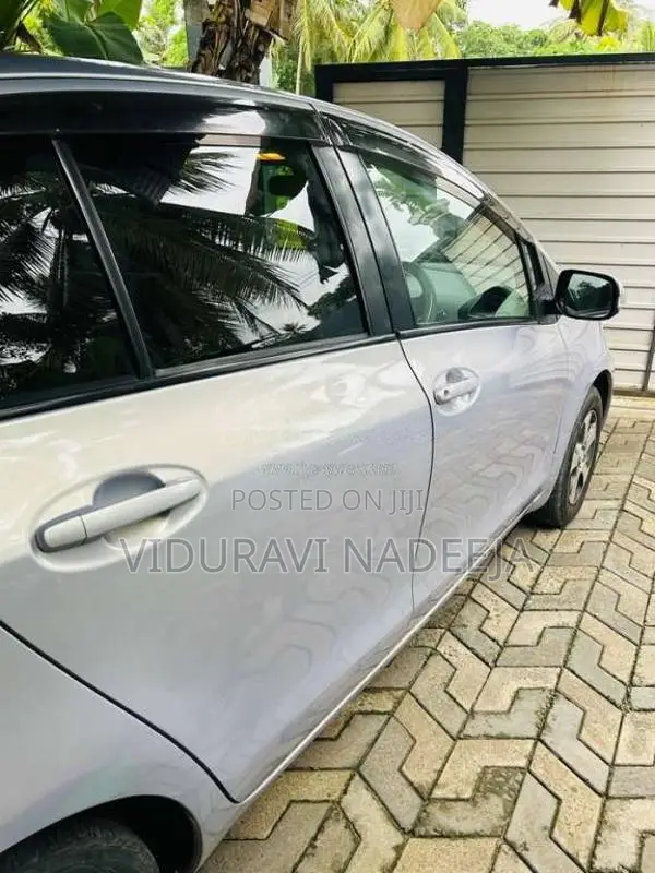 Toyota Vitz 2007 Car (Used)