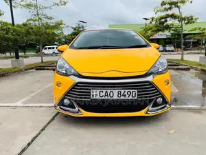 Toyota Aqua 2015 Car (Used)