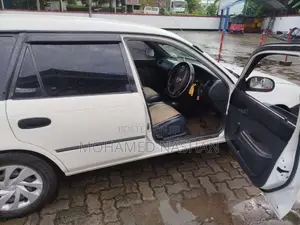 Toyota Elephant Back 2000 Car (Used)