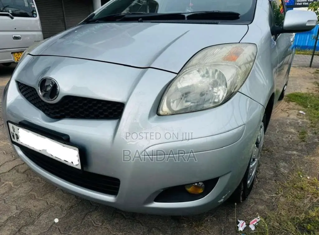 Toyota Vitz 2007 Car (Used)