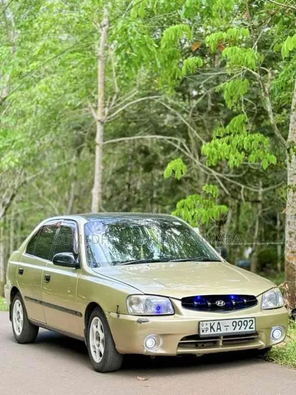Hyundai Accent 2000 Car (Used)