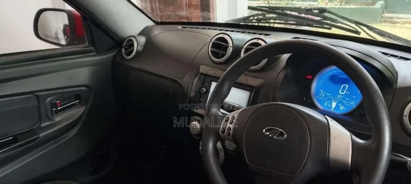 Mahindra E2O 2016 Car (Used)