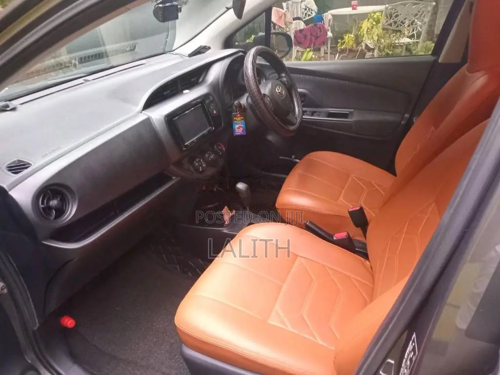 Toyota Vitz 2017 Car (Used)
