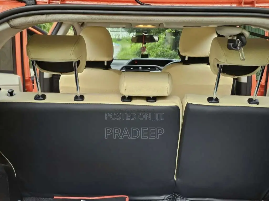Toyota Aqua 2012 Car (Used)