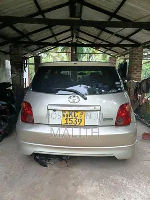 Toyota Ist 2002 Car (Used)