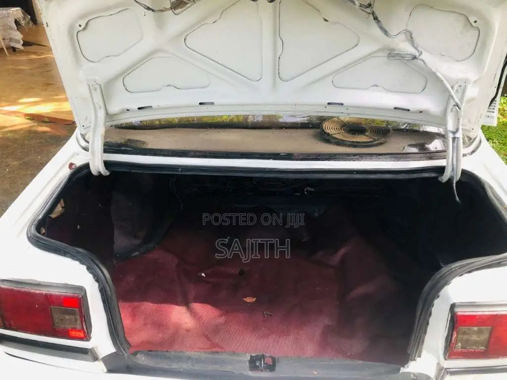 Toyota AT 150 Corona 1986 Car (Used)