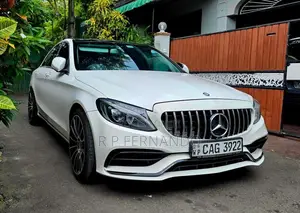 Mercedes-Benz C200 Premium Plus 2015 Car (Used)