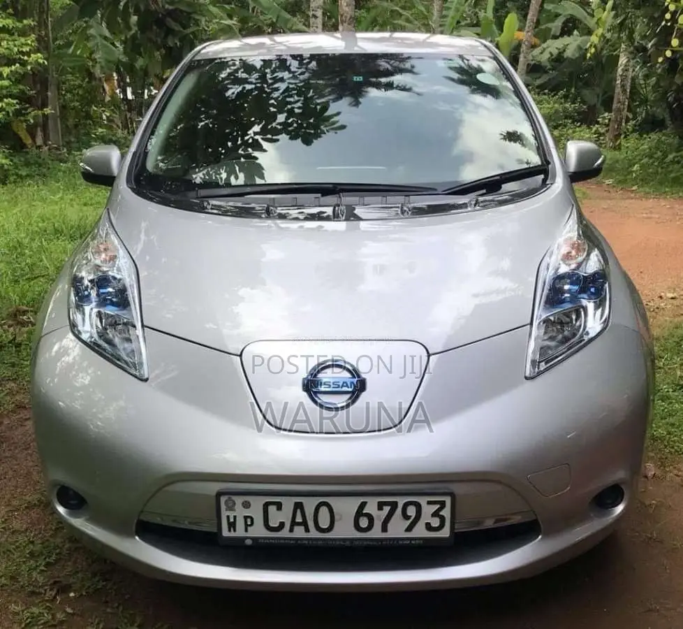 Nissan Leaf 2012 Car (Used)