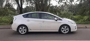 Toyota Prius 3rd Gen 2011 Car (Used)