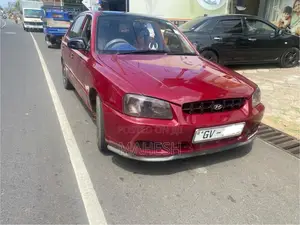 Hyundai Accent 2000 Car (Used)