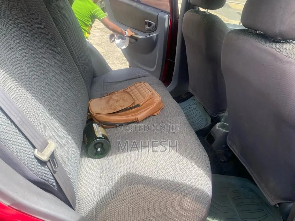Hyundai Accent 2000 Car (Used)