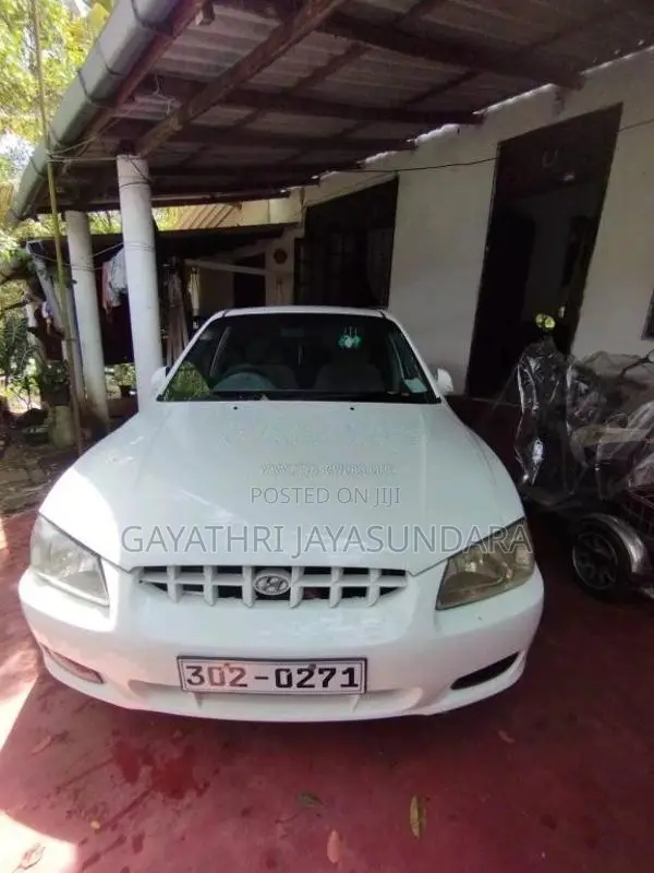Hyundai Accent 2000 Car (Used)