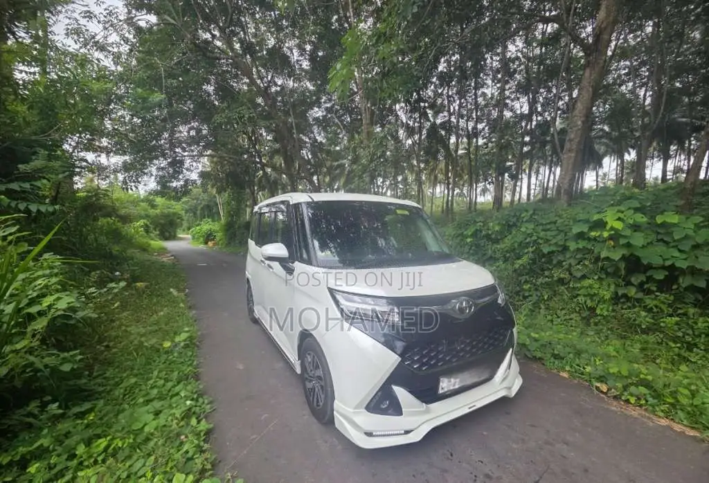 Toyota Tank 2017 Car (Used)
