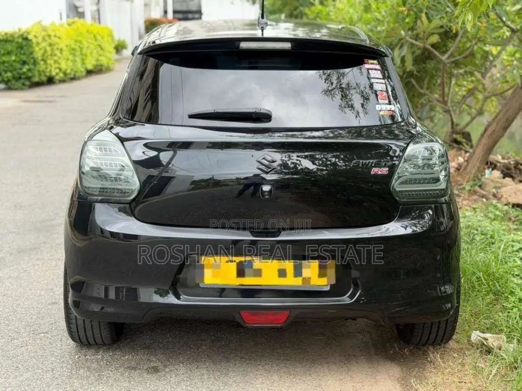 Suzuki Swift 2017 Car (Used)