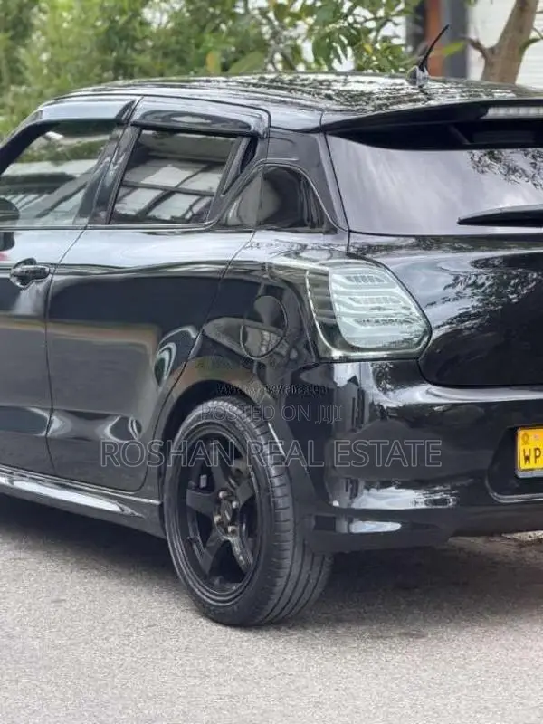Suzuki Swift 2017 Car (Used)