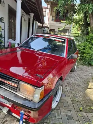 Mitsubishi Lancer Box 1980 Car (Used)