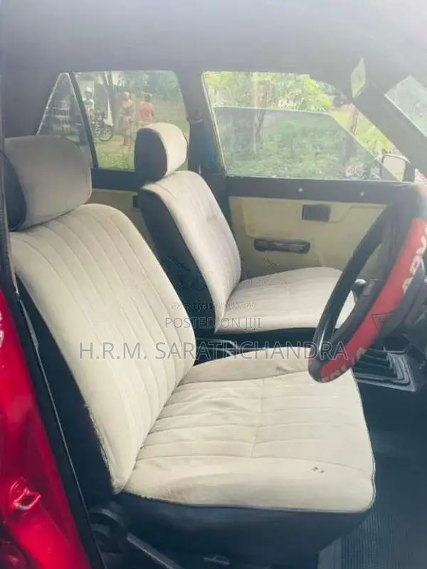 Mitsubishi Lancer Box 1980 Car (Used)