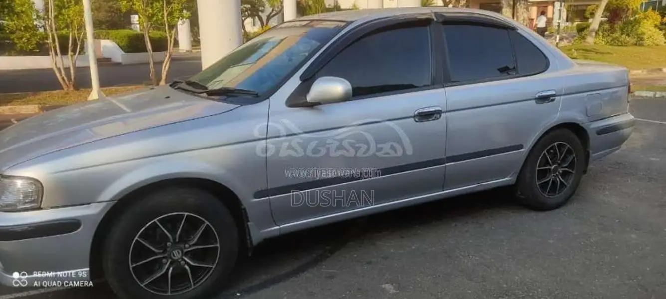 Nissan FB15 2000 Car (Used)