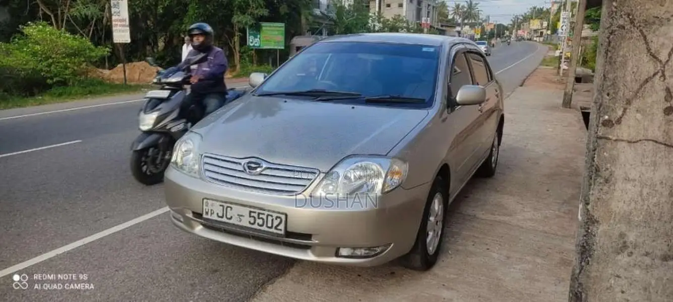 Toyota Corolla 2000 Car (Used)