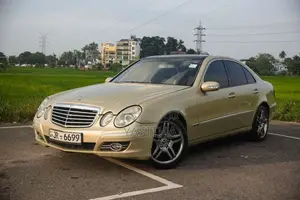 Mercedes-Benz W211 E200 2004 Car (Used)