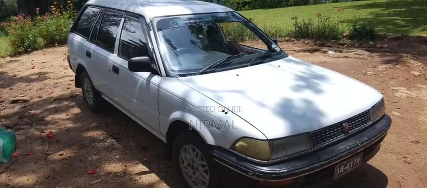 Toyota Corolla 1989 Car (Used)