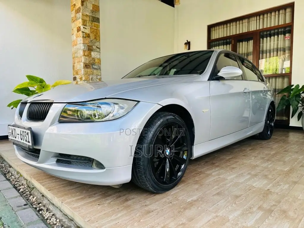 BMW 320i 2007 Car (Used)
