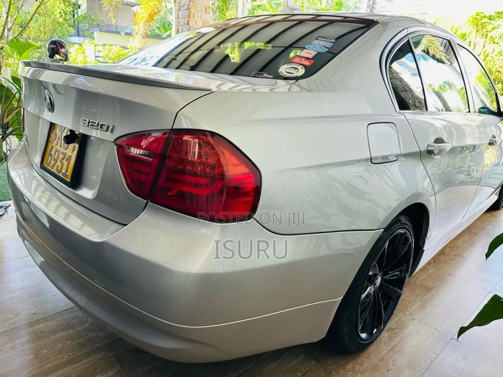 BMW 320i 2007 Car (Used)