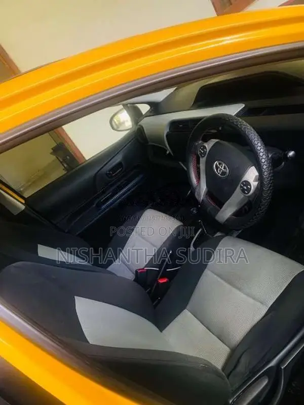 Toyota Aqua 2014 Car (Used)
