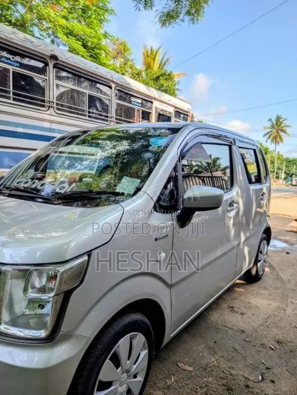 Suzuki Wagon R FX 2018 Car (Used)