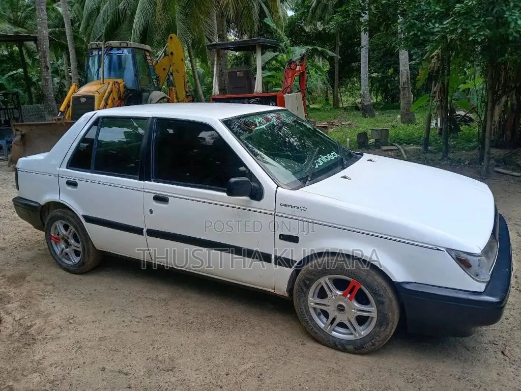 Isuzu Gemini 1989 Car (Used)