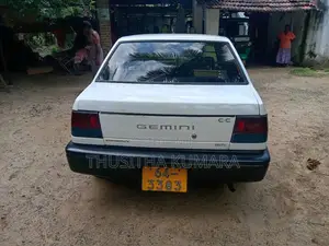 Isuzu Gemini 1989 Car (Used)