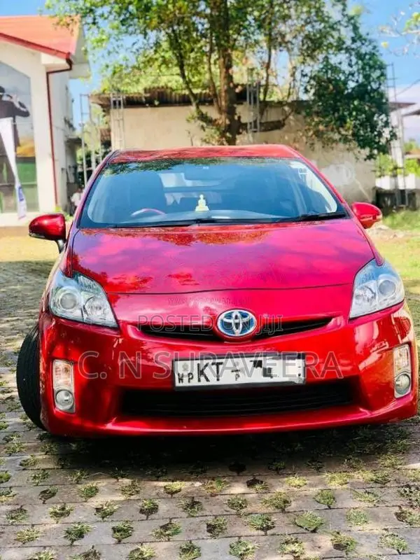 Toyota Prius 2011 Car (Used)