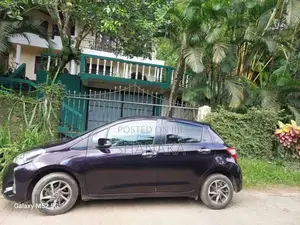 Toyota Vitz 2018 Car (Used)