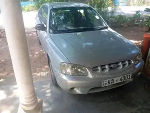 Hyundai Accent 2002 Car (Used)