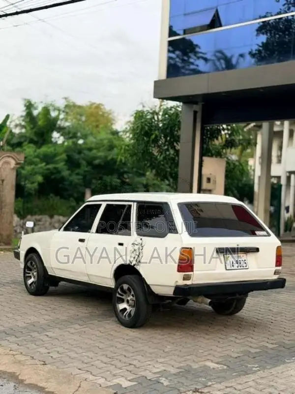 Toyota Corolla 1987 Car (Used)