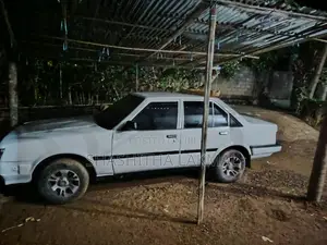 Toyota Carina 1983 Car (Used)