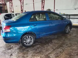 Toyota Yaris 2012 Car (Used)