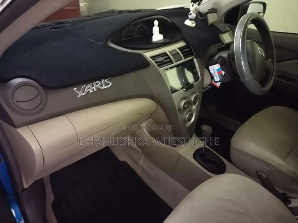 Toyota Yaris 2012 Car (Used)