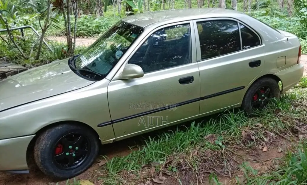 Hyundai Accent 2001 Car (Used)