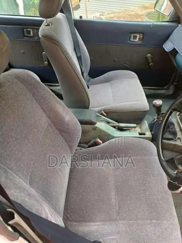 Toyota Corona 1983 Car (Used)